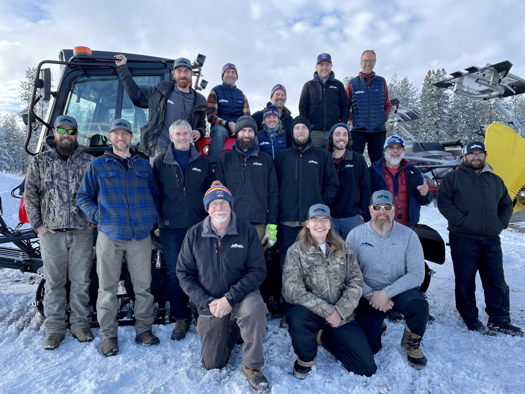 Three cheers for the 2022-2023 Methow Trails grooming crew (plus or minus a few)!